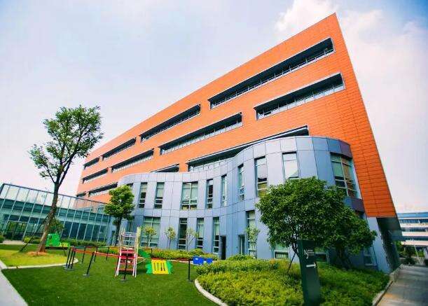 武汉长江国际学校