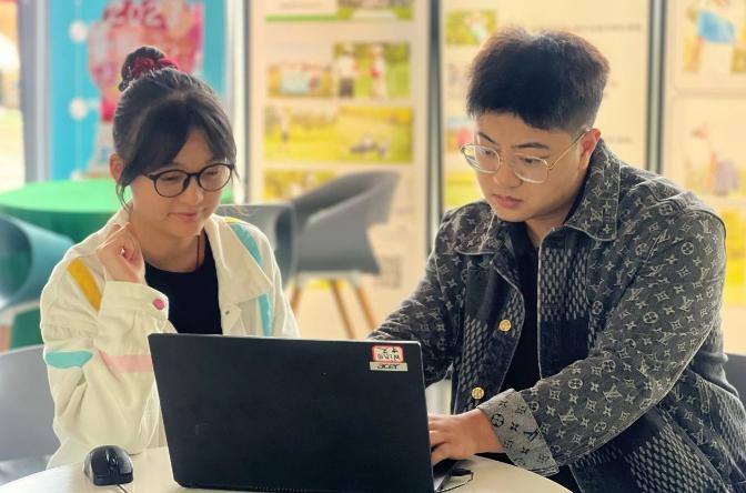 青苗学校昆明校区从三个方向带领学生们向梦想冲击！