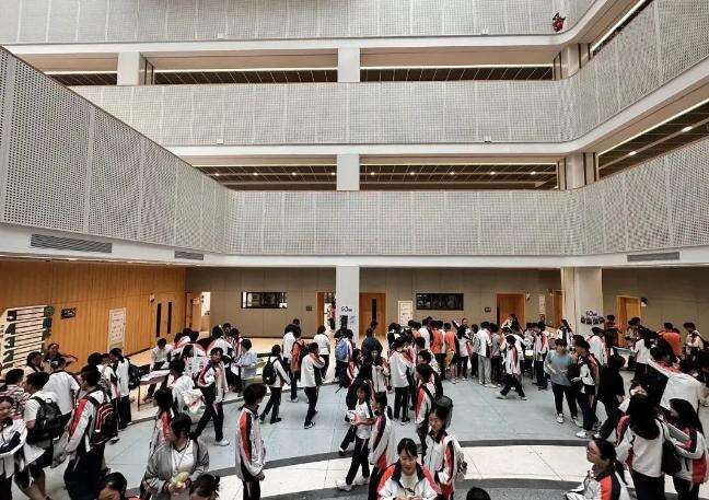 在南外国际高中的CCA&ECA课程中探索自我！