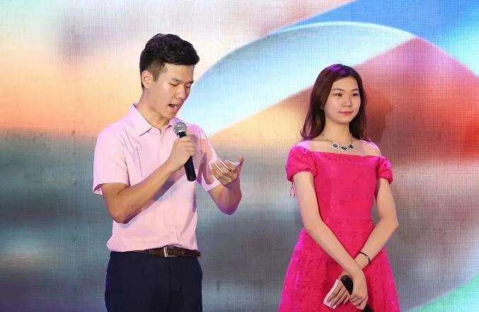 南京一中国际部优秀毕业生：读万卷书，行万里路，以梦为马，不负韶华！