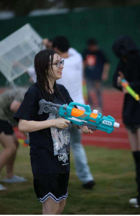 在畅快淋漓的活动中，体验苏州中加枫华自由与包容的教育内核！