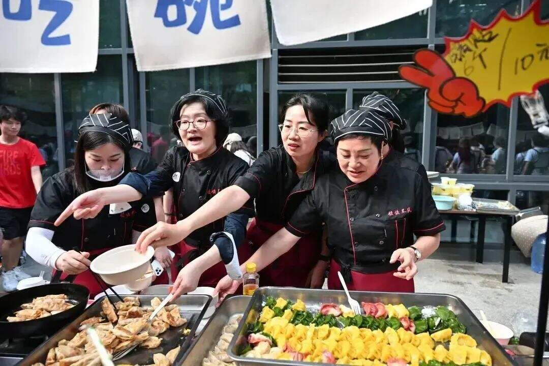 2023深圳国际交流学院美食节：国交烟火气，暖心又暖胃！