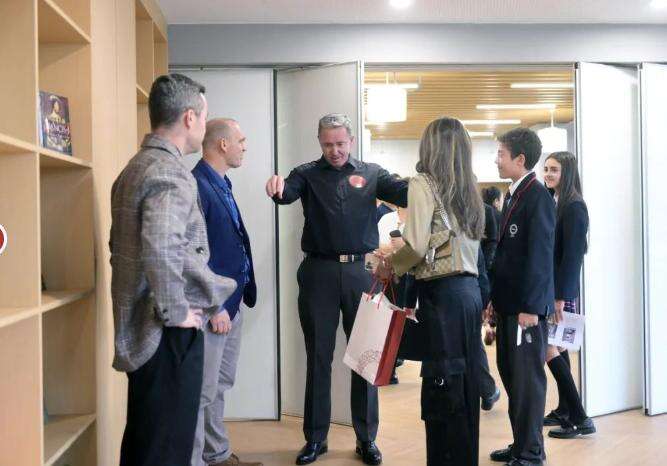 成都晟珀 | 伦敦成都师生同聚，Sixth Form正式启动！