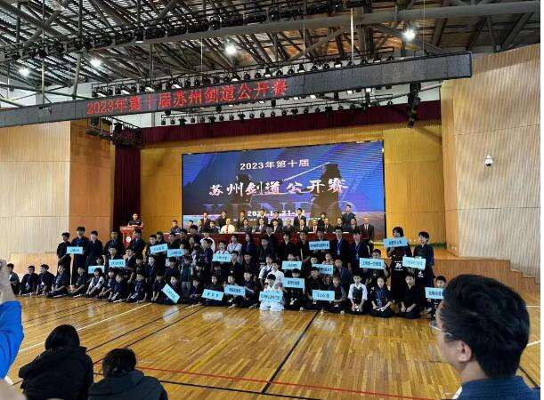 中加枫华国际学校初中部