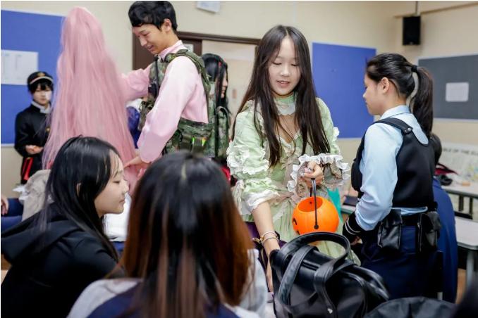 深圳博纳国际学校：一场跨文化融合的盛会，缤纷美食遇见奇幻变装！