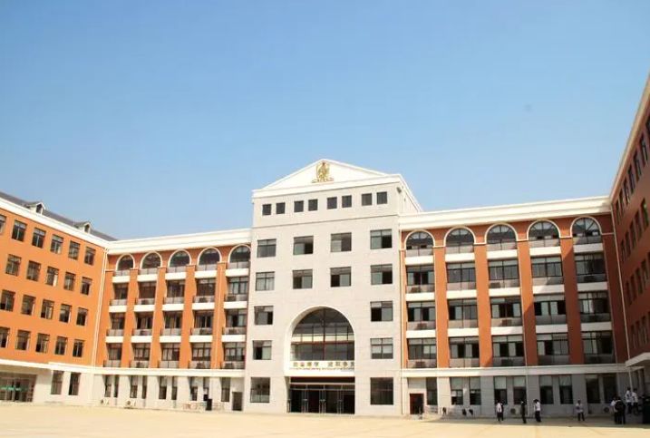 武汉枫叶国际学校
