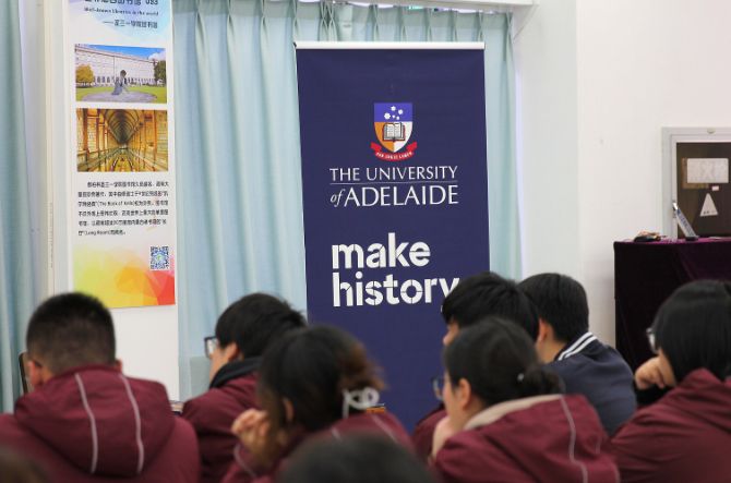 澳洲阿德莱德大学教授团队来访南师大附校国际部！