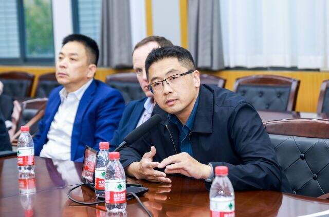 澳大利亚珀斯学校来访南京一中国际部，共&ldquo;谱&rdquo;友谊