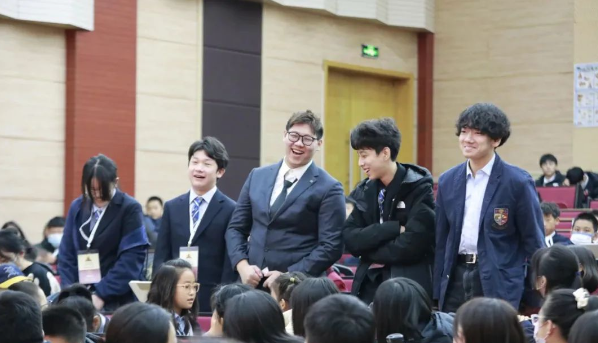 青岛博格思加州学校
