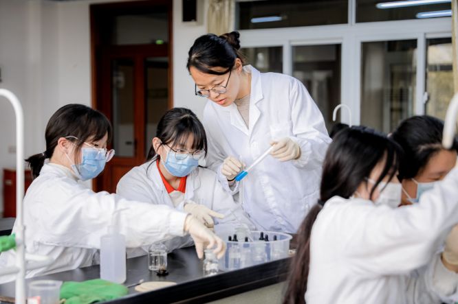 带着家长疑惑的八大问题，一起在句容碧桂园学校，见证教育的另一种可能！