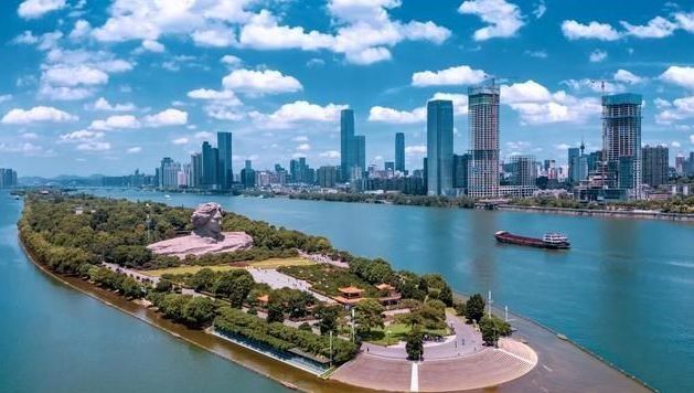 最新！2024年长沙热门国际高中汇总！含课程、学费、招生计划等！