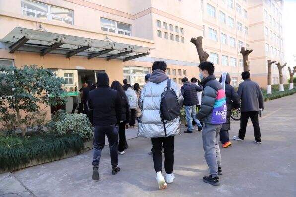 中加枫华国际学校