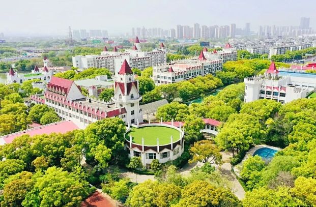 苏州国裕外语学校