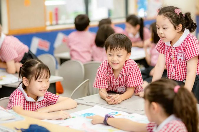12月24日，剑桥郡加拿达外国语学校圣诞派对校园开放日！
