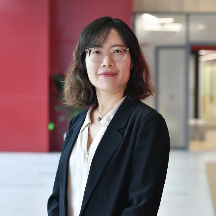 上海德宏与陈毅媛老师携手助力学生“做最好的自己”