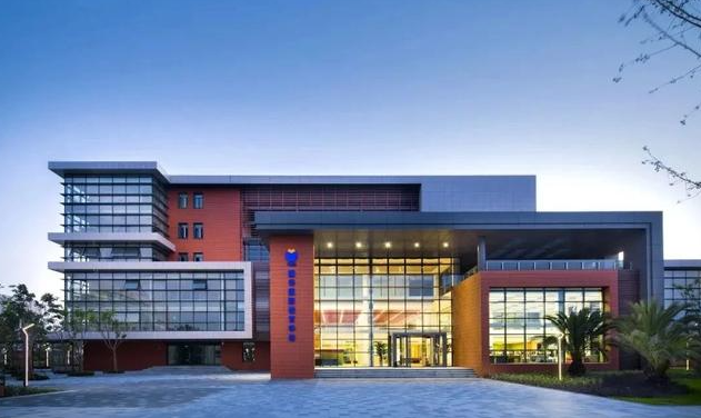 上海耀华古北校区怎么样？一年学费多少钱？