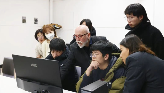 中央美术学院国际学院