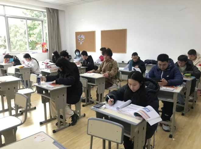 成都电子科技大学A-Level课程怎么样？有哪些优势？