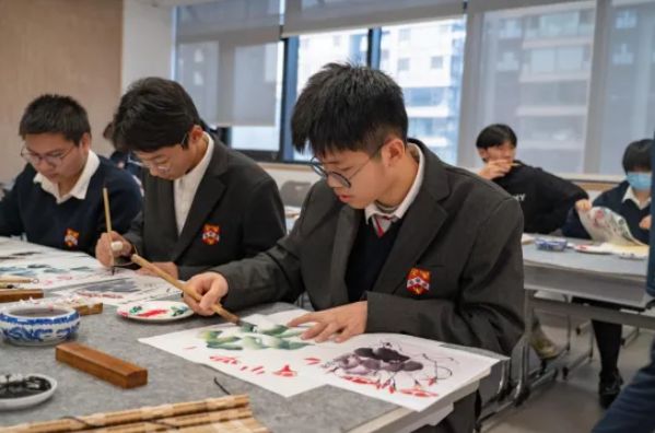 苏州山峰双语学校