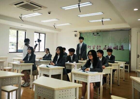 省苏州一中国际部｜ 这里有一份媒体采访即将发出！