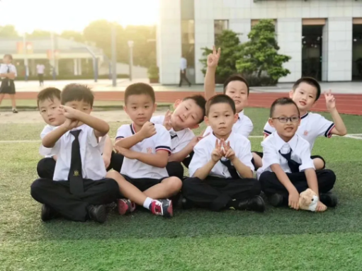 深圳枫叶国际学校：2024-2025学年初小部招生简章！