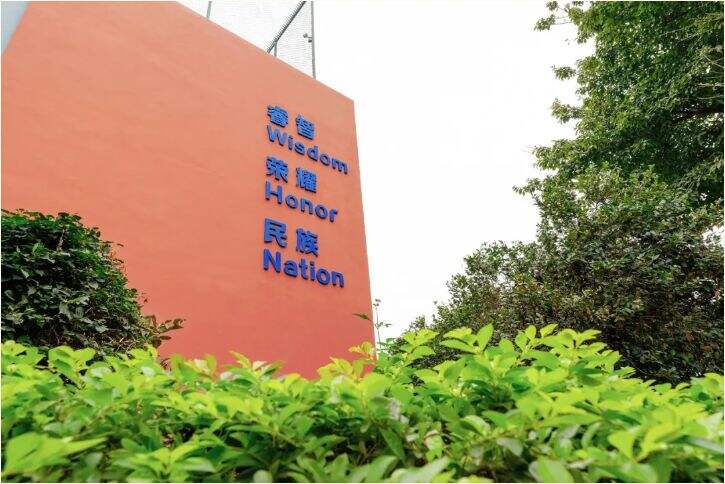 港大文理双优录取， 深圳市博纳学校DSE再续升学荣耀！