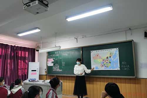 北京尚丽外国语学校.jpg