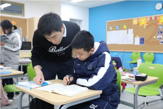 成都市温江区二十一世纪学校:2024级新初一报名指南!