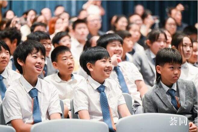 深圳荟同学校升学快乐 | 九月，我们荟同校园见！