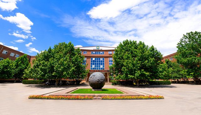 北京市海淀外国语实验学校