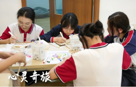 新生探校回顾！校园活动分两类，新哲和其它！