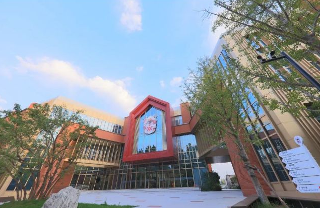 北京德闳学校