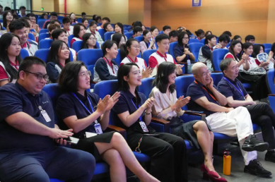 新哲文院：2023-2024学年奖学金颁奖典礼！