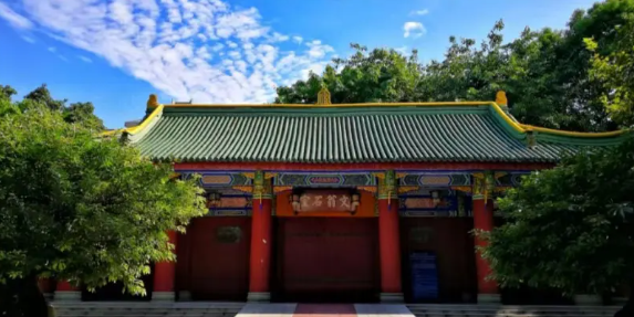 成都石室剑桥国际部