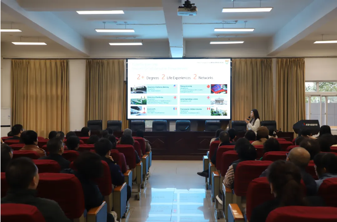 顶级名校香港大学招生官到访成外AP、A-Level课程中心！