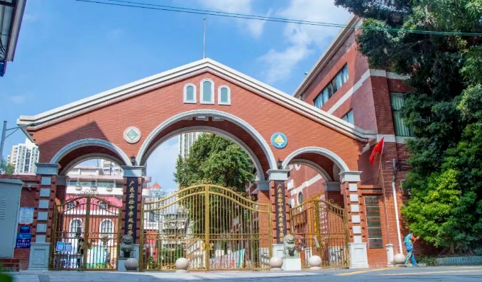 广州省实越秀学校国际课程2025年春季插班招生简章！