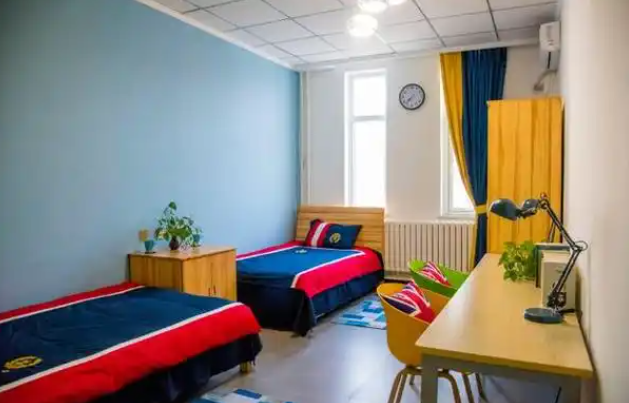 快知：北京君诚双语学校几年级可以住宿？住宿费一年多少钱？