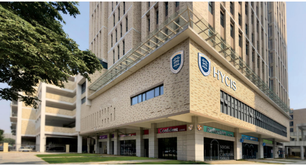 长沙弘益剑桥国际高中2025-26招生简章（附最新学费、招生计划、课程体系）