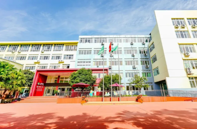 2025-2026年成都市龙泉驿区青苗学校招生简章！