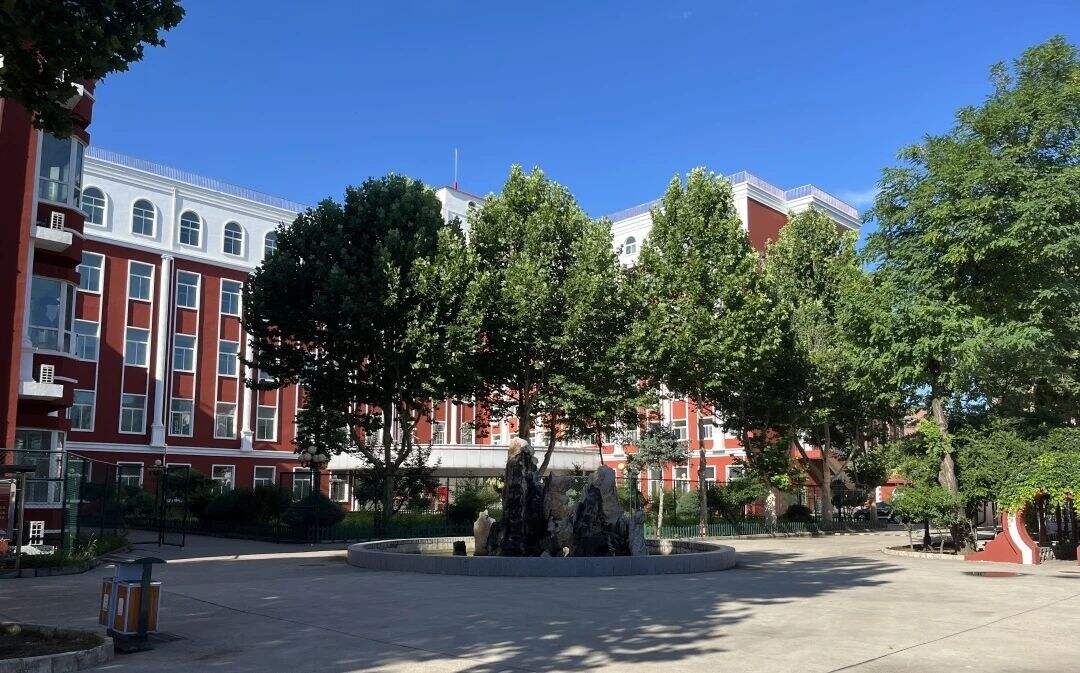 北京市世纪学校中考复读班