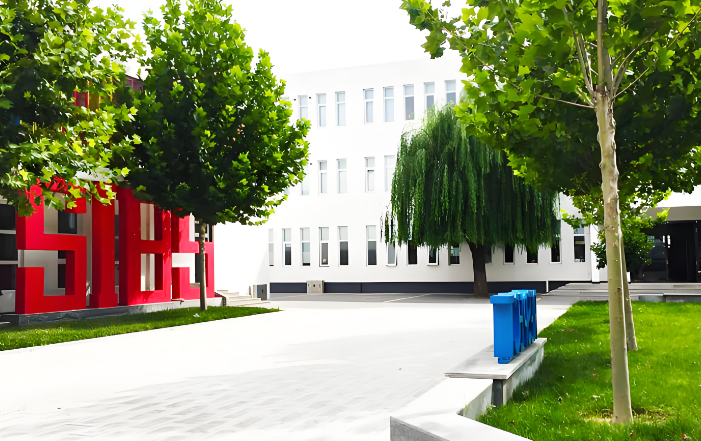 一文了解！北京君诚双语学校2025年学费与适配群体