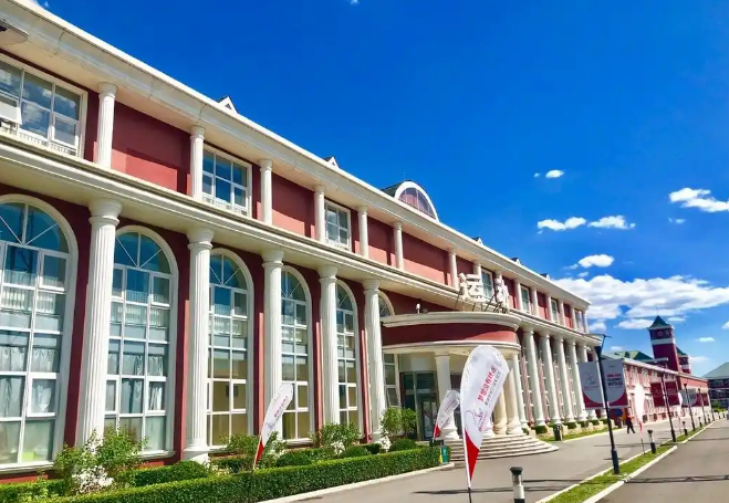 2025年北京爱迪国际学校普高班是否开放跨区招生？预估录取分数线是多少？