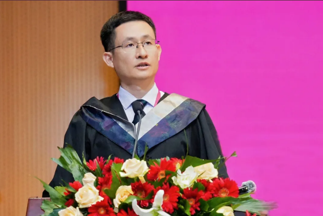 2025届天津黑利伯瑞学校学生毕业典礼！(图18)