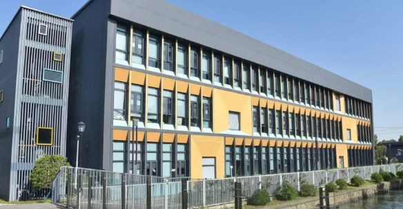 上海赫贤学校