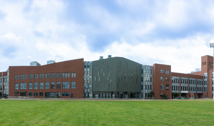 上海德威外籍人员子女学校（浦西校区）