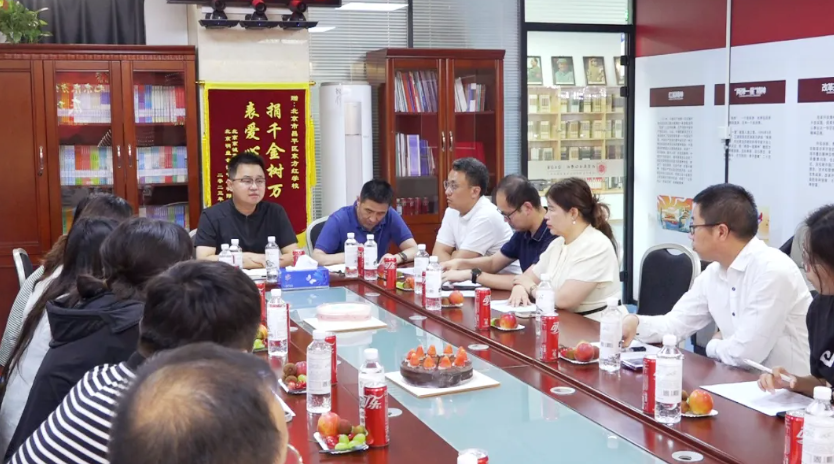 速看！北京东方红学校2025高考庆功，本科达线率超70%