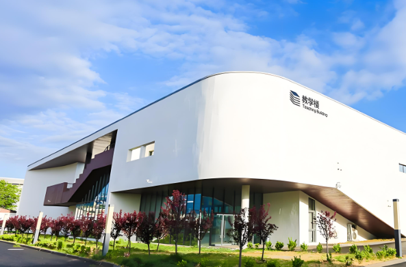 北京市昌平区佳莲学校