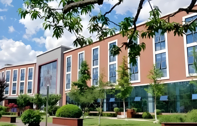 年费36万仍抢不到名额！北京这所国际学校，为何有钱也&ldquo;叩不开门&rdquo;？