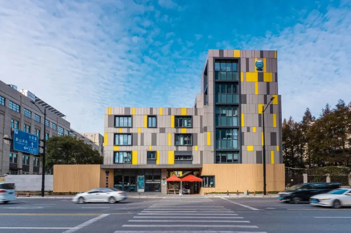 上海耀华古北校区