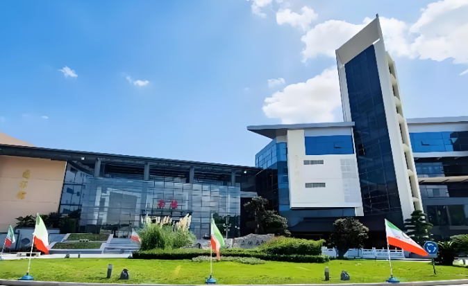 上海市民办尚德实验学校